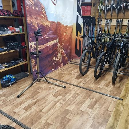 Apartament Elbrus Czyrna Szczyrk Wypozyczalnia Rowerow E-Bike Czyrna Szkola Narciarska & Wypozyczalnia Ski Serwis Buitenkant foto