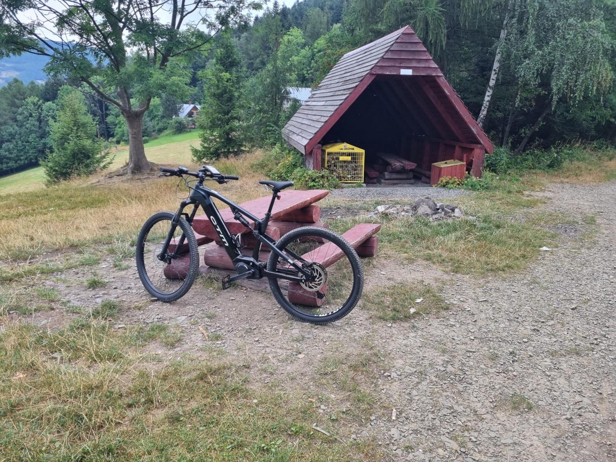 Apartament Elbrus Czyrna Szczyrk Wypozyczalnia Rowerow E-Bike Czyrna Szkola Narciarska & Wypozyczalnia Ski Serwis Buitenkant foto